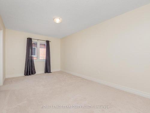 4516 Eclipse Way, Niagara Falls, ON - Indoor Photo Showing Other Room