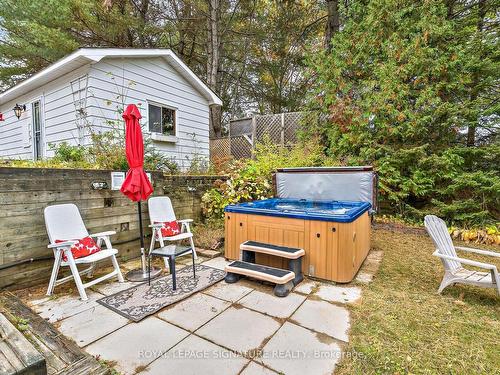 1047 Lagoon Rd, Highlands East, ON - Outdoor With Deck Patio Veranda