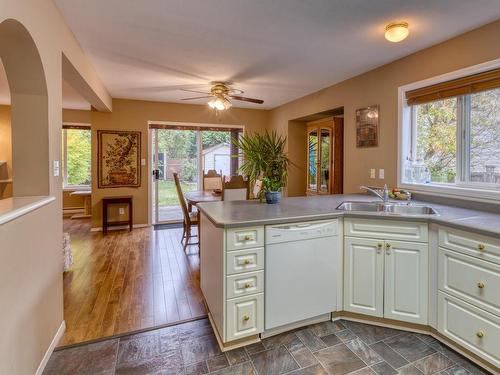 B-2191 Mission Rd, Courtenay, BC - Indoor Photo Showing Kitchen With Double Sink