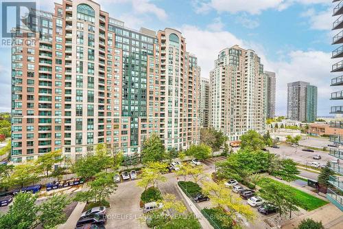 709 - 5500 Yonge Street, Toronto, ON - Outdoor With Facade