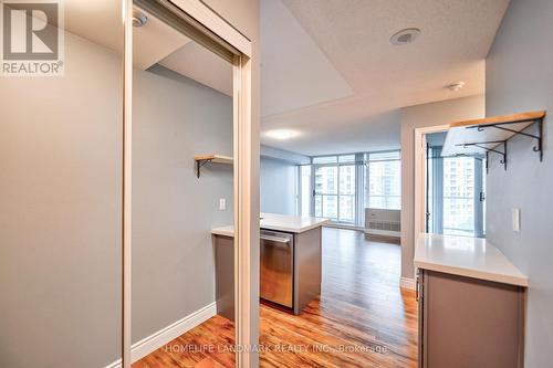 709 - 5500 Yonge Street, Toronto, ON - Indoor Photo Showing Other Room