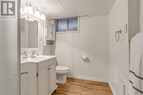 902 Grandview Boulevard, Sudbury, ON - Indoor Photo Showing Bathroom