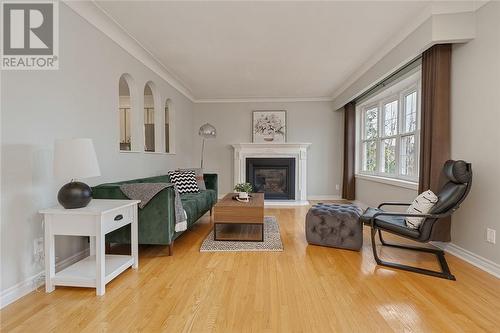 902 Grandview Boulevard, Sudbury, ON - Indoor Photo Showing Living Room With Fireplace