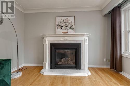 902 Grandview Boulevard, Sudbury, ON - Indoor Photo Showing Living Room With Fireplace