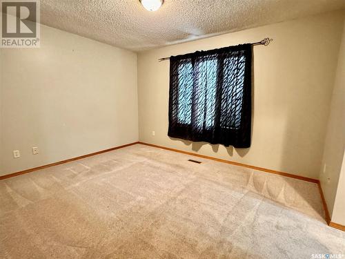 31 Anderson Drive, Yorkton, SK - Indoor Photo Showing Other Room