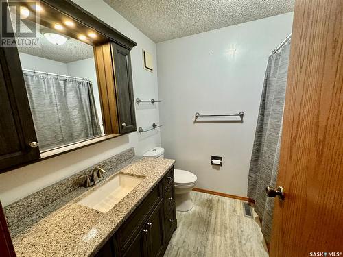 31 Anderson Drive, Yorkton, SK - Indoor Photo Showing Bathroom