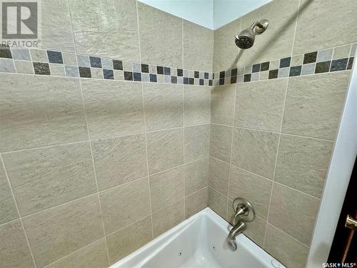 31 Anderson Drive, Yorkton, SK - Indoor Photo Showing Bathroom