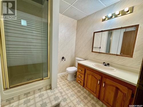 31 Anderson Drive, Yorkton, SK - Indoor Photo Showing Bathroom