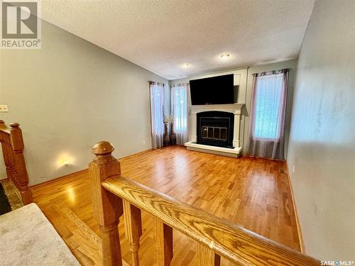 31 Anderson Drive, Yorkton, SK - Indoor Photo Showing Living Room With Fireplace