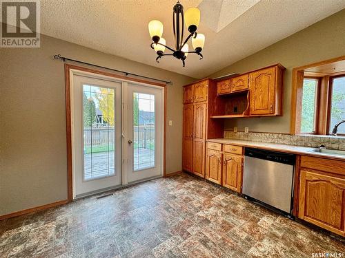 31 Anderson Drive, Yorkton, SK - Indoor Photo Showing Kitchen