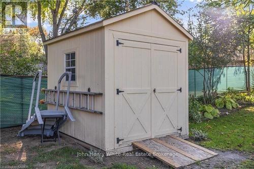 1182 Queensland Place, Brockville (810 - Brockville), ON - Outdoor With Exterior