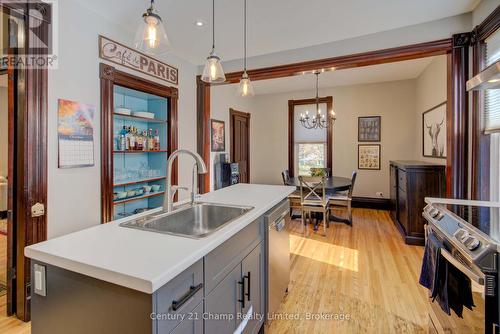 2 John St Street, Rideau Lakes (818 - Rideau Lakes (Bastard) Twp), ON - Indoor Photo Showing Kitchen