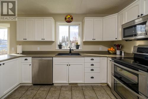 6259 Dawson Road, Prince George, BC - Indoor Photo Showing Kitchen