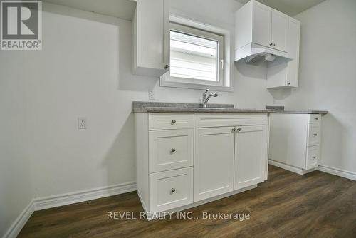 237 Balsam Street N, Timmins (Central), ON - Indoor Photo Showing Kitchen