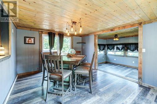 48 North Bayou Road, Kawartha Lakes (Fenelon Falls), ON - Indoor Photo Showing Dining Room