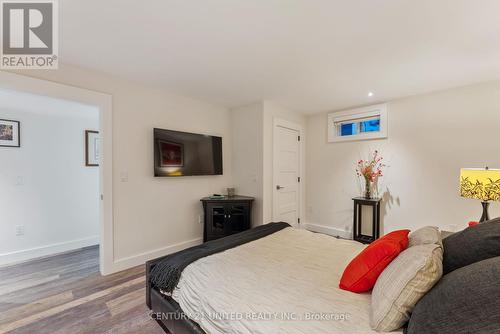 4 Andrew Drive, Kawartha Lakes (Lindsay), ON - Indoor Photo Showing Bedroom