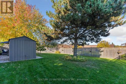 4 Andrew Drive, Kawartha Lakes (Lindsay), ON - Outdoor With Backyard