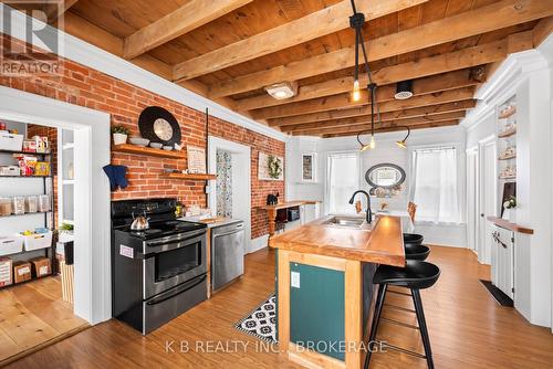 186 East Street E, Greater Napanee, ON - Indoor Photo Showing Kitchen