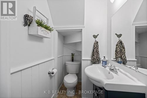 186 East Street E, Greater Napanee, ON - Indoor Photo Showing Bathroom