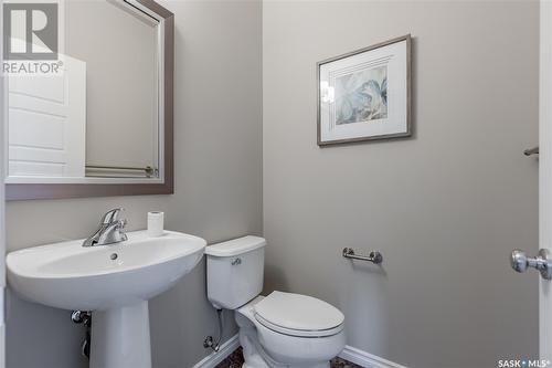 18 115 Veltkamp Crescent, Saskatoon, SK - Indoor Photo Showing Bathroom