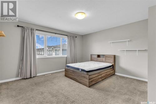 18 115 Veltkamp Crescent, Saskatoon, SK - Indoor Photo Showing Bedroom