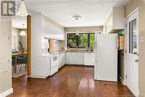 180-182 Macbeath Avenue, Moncton, NB - Indoor Photo Showing Kitchen