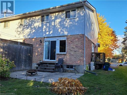 1076 Hickorywood Crescent, Kingston (City Northwest), ON - Outdoor