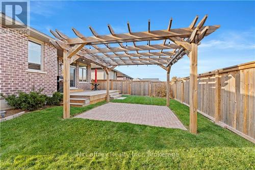 25 Staikos Court, Greater Napanee, ON - Outdoor