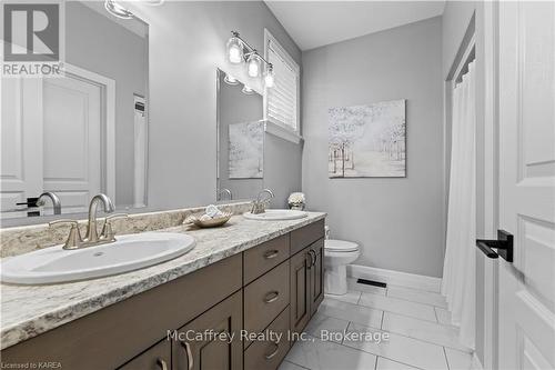 25 Staikos Court, Greater Napanee, ON - Indoor Photo Showing Bathroom