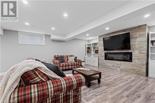 25 Staikos Court, Greater Napanee, ON - Indoor