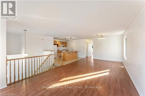 184 Briceland Street, Kingston (Rideau), ON - Indoor Photo Showing Other Room