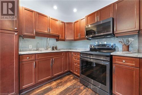 11807 Loyalist Parkway, Prince Edward County (Hallowell), ON - Indoor Photo Showing Kitchen