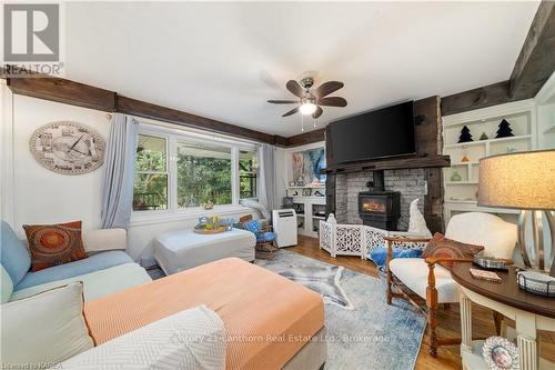 11807 Loyalist Parkway, Prince Edward County (Hallowell), ON - Indoor Photo Showing Living Room With Fireplace