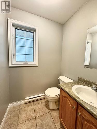 3 Beauford Place, St John'S, NL - Indoor Photo Showing Bathroom