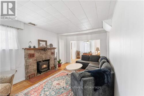 1006 Portage Road, Kawartha Lakes (Kirkfield), ON - Indoor Photo Showing Bedroom