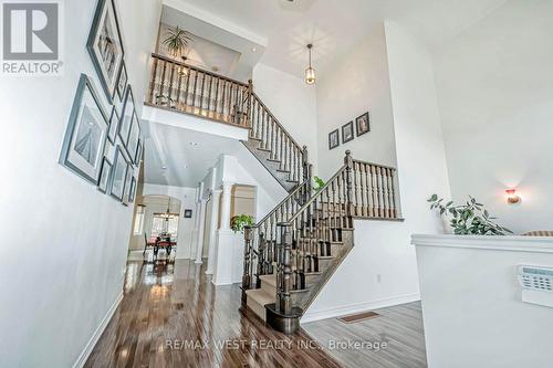 5 Westlea Avenue, Richmond Hill, ON - Indoor Photo Showing Other Room