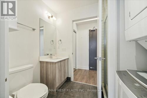 1109 - 2916 Hwy 7, Vaughan, ON - Indoor Photo Showing Bathroom