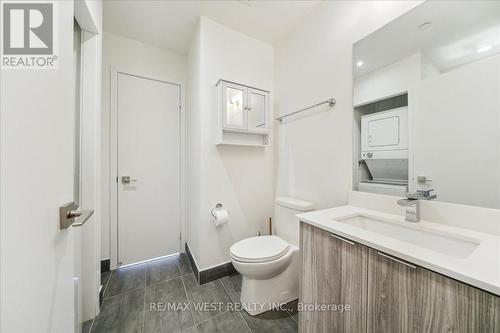 1109 - 2916 Hwy 7, Vaughan, ON - Indoor Photo Showing Bathroom