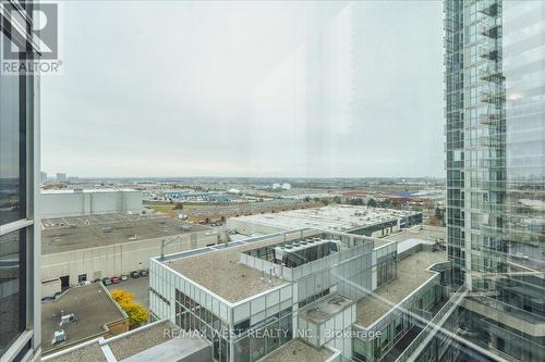 1109 - 2916 Hwy 7, Vaughan, ON -  With View