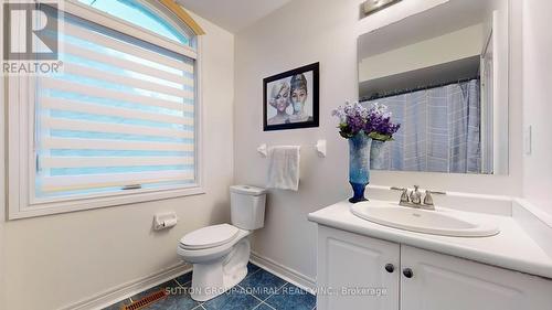 1 Convoy Crescent, Vaughan, ON - Indoor Photo Showing Bathroom