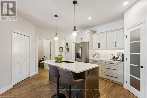 26 Raycroft Drive, Belleville, ON - Indoor Photo Showing Kitchen With Double Sink With Upgraded Kitchen