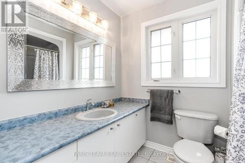 121 Nicholson Drive, Barrie, ON - Indoor Photo Showing Bathroom