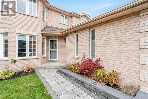 121 Nicholson Drive, Barrie, ON - Outdoor