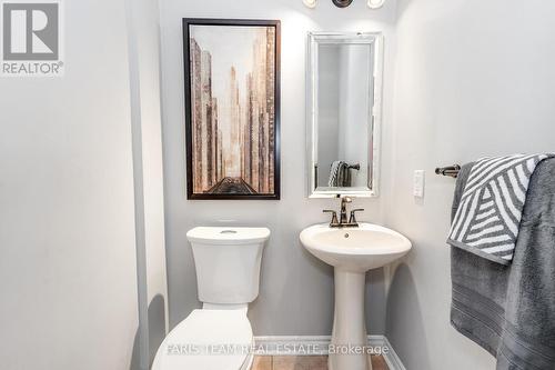 121 Nicholson Drive, Barrie, ON - Indoor Photo Showing Bathroom