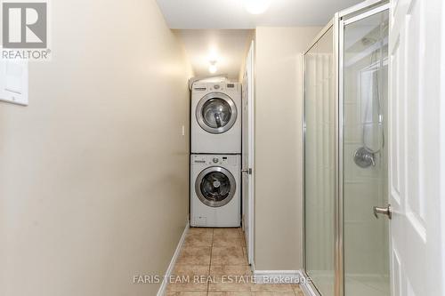 121 Nicholson Drive, Barrie, ON - Indoor Photo Showing Laundry Room