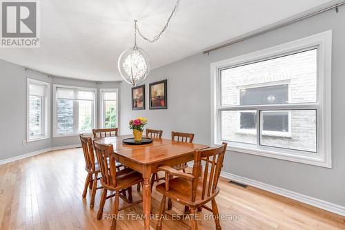 121 Nicholson Drive, Barrie, ON - Indoor Photo Showing Dining Room