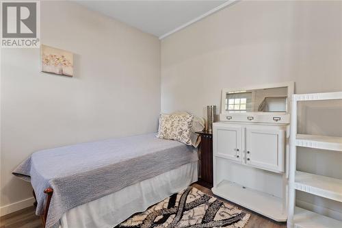 1036 Lauzon Road, Windsor, ON - Indoor Photo Showing Bedroom