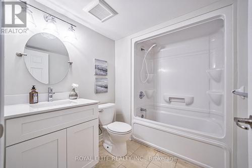 406 - 1350 Main Street E, Milton, ON - Indoor Photo Showing Bathroom