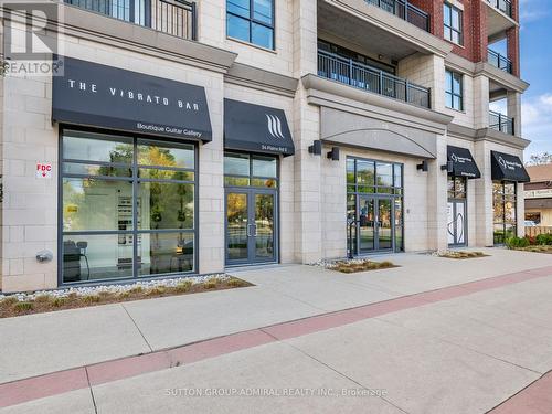 204 - 34 Plains Road E, Burlington, ON - Outdoor