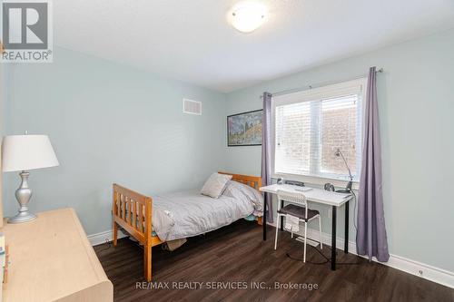 5 Alister Drive, Brampton, ON - Indoor Photo Showing Bedroom